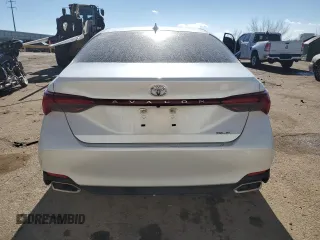 2021 Toyota Avalon XLE z VIN 4T1JZ1FB6MU058522, wystawiony jako Copart lot #88174145 z przebiegiem 24 507 mil mil oraz Szkoda całkowita • Salvage title. Historia ofert i sprzedaży dostępna na DreamBid. Obrazek 6.