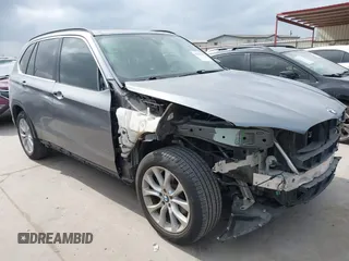 2016 BMW X5 xDrive35i with VIN 5UXKR0C52G0U08532, listed as a IAAI auction lot 41701384 with 100,881 mi miles. Bid and sale history available at carsss.com. Image 1.
