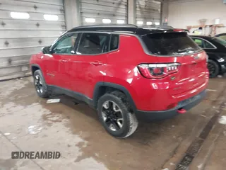 2018 Jeep Compass Trailhawk with VIN 3C4NJDDB5JT307366, listed as a IAAI auction lot 41839273 with 103,585 mi miles and . Bid and sale history available at carsss.com. Image 3.