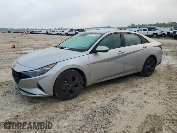 2022 Hyundai Elantra SEL z VIN 5NPLM4AGXNH055070, wystawiony jako Copart lot #50468185 z przebiegiem 24 539 mil mil oraz Czysty tytuł • Clean title. Historia ofert i sprzedaży dostępna na DreamBid. Obrazek 1.