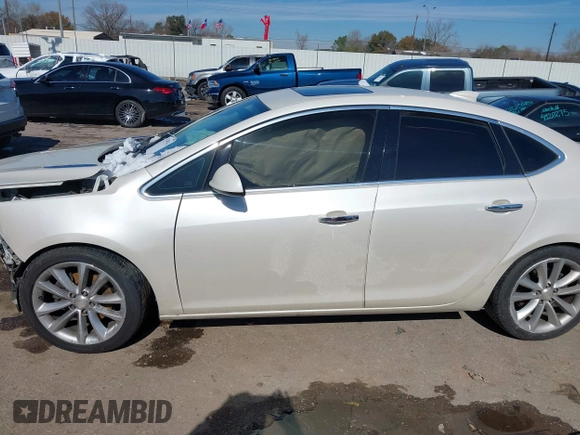 2015 Buick Verano Leather Group with VIN 1G4PS5SK8F4211853, listed as a IAAI auction lot 41349343 with 172,359 mi miles. Bid and sale history available at carsss.com. Image 14.