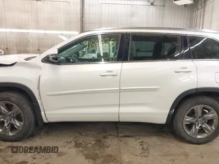 2019 Toyota Highlander Limited with VIN 5TDDZRFH9KS733432, listed as a IAAI auction lot 41541875 with 42,830 mi miles and . Bid and sale history available at DreamBid. Image 15.
