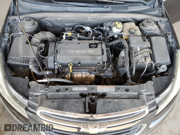 2015 Chevrolet Cruze LS z VIN 1G1PA5SG2F7119146, wystawiony jako Copart lot #55622605 z przebiegiem 133 688 mil mil oraz Szkoda całkowita • Salvage title. Historia ofert i sprzedaży dostępna na DreamBid. Obrazek 11.