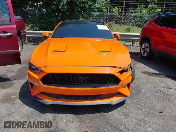 2020 Ford Mustang GT z VIN 1FA6P8CF5L5174647, wystawiony jako IAAI lot #42476619 z przebiegiem 42 728 mil mil oraz . Historia ofert i sprzedaży dostępna na DreamBid. Obrazek 12.