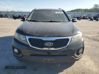 2013 Kia Sorento EX with VIN 5XYKU4A68DG409578, listed as a Copart auction lot 54976585 with 158,945 mi miles and Clean Title. Bid and sale history available at carsss.com. Image 5.