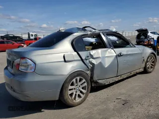 2006 BMW 3 Series 325i z VIN WBAVB13536PT02330, wystawiony jako Copart lot #49871145 z przebiegiem 142 336 mil mil oraz Szkoda całkowita • Salvage title. Historia ofert i sprzedaży dostępna na DreamBid. Obrazek 3.