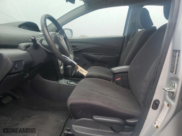 2007 Toyota Yaris with VIN JTDBT923871039595, listed as a Copart auction lot 44013645 with 171,382 mi miles and Salvage Title. Bid and sale history available at carsss.com. Image 7.