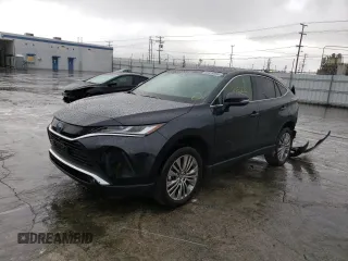 2022 Toyota Venza LE with VIN JTEAAAAH5NJ090268, listed as a Copart auction lot 35979963 with 21,523 mi miles. Bid and sale history available at carsss.com. Image 1.