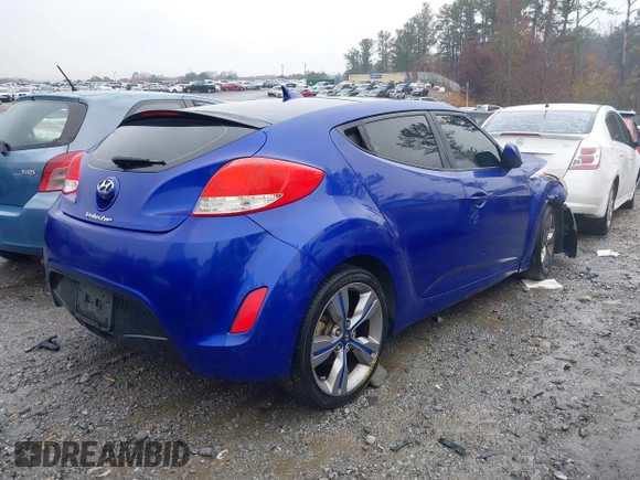 2012 Hyundai Veloster w/Gray Int z VIN KMHTC6AD4CU071378, wystawiony jako IAAI lot #41010560 z przebiegiem 158 208 mil mil oraz . Historia ofert i sprzedaży dostępna na DreamBid. Obrazek 4.