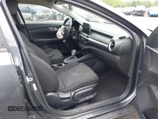 2021 Kia Forte LXS с VIN 3KPF24AD9ME283735, выставлен на аукционе IAAI как лот 42220005 с пробегом 97 694 миль миль и . История ставок и продаж доступна на DreamBid. Изображение 5.