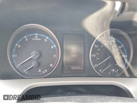 2018 Toyota RAV4 XLE with VIN 2T3WFREV6JW495822, listed as a Copart auction lot 62555325 with 88,808 mi miles and Salvage title. Bid and sale history available at DreamBid. Image 9.