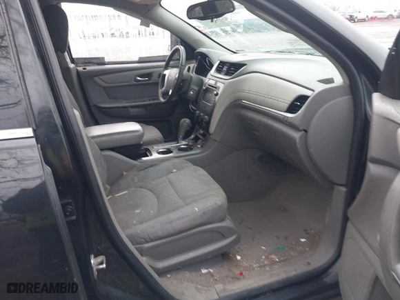 2015 Chevrolet Traverse LT with VIN 1GNKRGKD1FJ146232, listed as a IAAI auction lot 41503260 with 172,842 mi miles. Bid and sale history available at carsss.com. Image 5.
