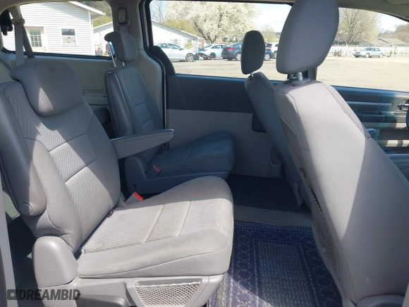 2010 Dodge Grand Caravan SE with VIN 2D4RN4DE0AR107498, listed as a IAAI auction lot 42048596 with 242,643 mi miles. Bid and sale history available at carsss.com. Image 8.