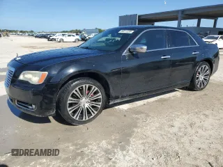 2012 Chrysler 300 Limited z VIN 2C3CCACG2CH192805, wystawiony jako Copart lot #56011235 z przebiegiem 125 066 mil mil oraz Tytuł czysty. Historia ofert i sprzedaży dostępna na DreamBid. Obrazek 1.