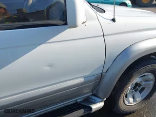 1997 Toyota 4Runner Limited with VIN JT3GN87RXV0028578, listed as a IAAI auction lot 41468199 with 305,731 mi miles. Bid and sale history available at carsss.com. Image 6.