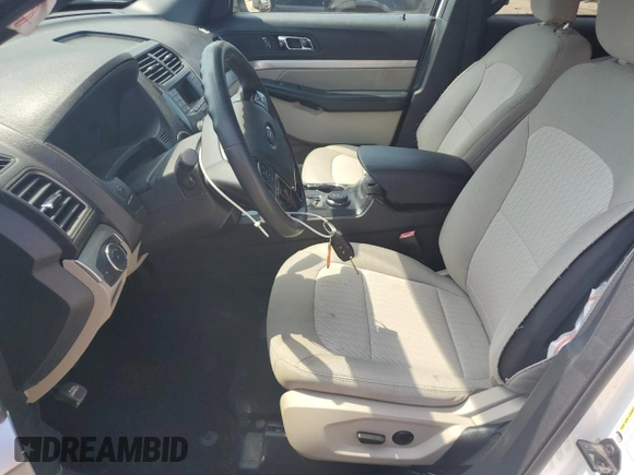2019 Ford Explorer с VIN 1FM5K8B85KGA92553, выставлен на аукционе Copart как лот 62819195 с пробегом 85 093 миль миль и Списание • Salvage title. История ставок и продаж доступна на DreamBid. Изображение 7.