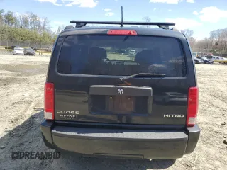 2011 Dodge Nitro Heat z VIN 1D4PU4GK7BW605931, wystawiony jako Copart lot #50860885 z przebiegiem 149 697 mil mil oraz Szkoda całkowita • Salvage title. Historia ofert i sprzedaży dostępna na DreamBid. Obrazek 6.