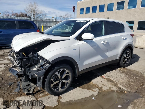 2020 Kia Sportage LX with VIN KNDPMCAC3L7641720, listed as a Copart auction lot 46165115 with 36,806 mi miles and Salvage Title. Bid and sale history available at carsss.com. Image 1.
