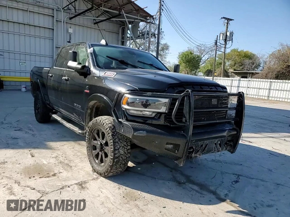 2019 Ram 2500 Laramie with VIN 3C6UR5FLXKG589053, listed as a Copart auction lot 84623114 with 0 mi miles and Salvage Title. Bid and sale history available at carsss.com. Image 10.