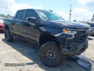2023 Chevrolet Silverado 1500 LT with VIN 2GCUDDED1P1112779, listed as a IAAI auction lot 39847295 with 13,161 mi miles. Bid and sale history available at carsss.com. Image 1.