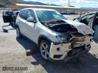 2017 BMW X3 sDrive28i with VIN 5UXWZ7C55H0V85121, listed as a IAAI auction lot 41663997 with 151,178 mi miles. Bid and sale history available at carsss.com. Image 1.