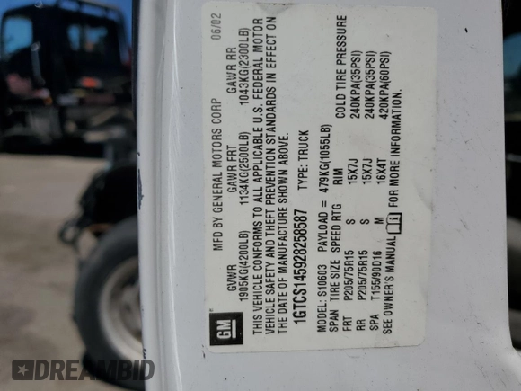 2002 GMC Sonoma SL z VIN 1GTCS145928258587, wystawiony jako Copart lot #56032085 z przebiegiem Nie podano mil oraz Tytuł czysty. Historia ofert i sprzedaży dostępna na DreamBid. Obrazek 13.