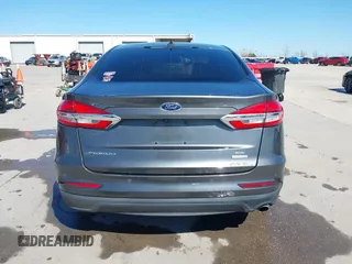2020 Ford Fusion SE with VIN 3FA6P0HD3LR136288, listed as a IAAI auction lot 41699942 with 99,409 mi miles. Bid and sale history available at carsss.com. Image 17.