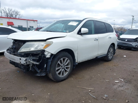 2014 Nissan Pathfinder SV with VIN 5N1AR2MM0EC705675, listed as a IAAI auction lot 41833599 with 153,923 mi miles. Bid and sale history available at carsss.com. Image 18.