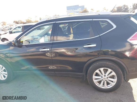 2015 Nissan Rogue S with VIN 5N1AT2ML4FC760222, listed as a IAAI auction lot 41460932 with 137,524 mi miles. Bid and sale history available at carsss.com. Image 14.