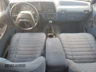 1994 Ford Ranger Splash z VIN 1FTCR14X4RPC10850, wystawiony jako Copart lot #59966835 z przebiegiem 112 405 mil mil oraz Szkoda całkowita • Salvage title. Historia ofert i sprzedaży dostępna na DreamBid. Obrazek 8.