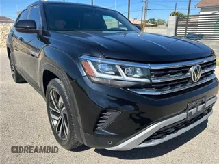 2021 Volkswagen Atlas SE z VIN 1V2WE2CA9MC200518, wystawiony jako Copart lot #83644714 z przebiegiem 55 470 mil mil oraz Czysty tytuł • Clean title. Historia ofert i sprzedaży dostępna na DreamBid. Obrazek 1.