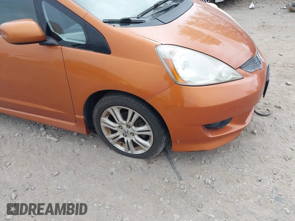 2009 Honda Fit Sport with VIN JHMGE88449S003666, listed as a IAAI auction lot 42088515 with 1 mi miles. Bid and sale history available at carsss.com. Image 13.