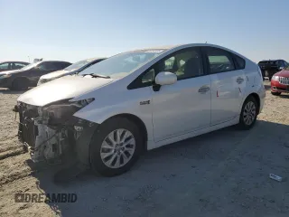 2012 Toyota Prius с VIN JTDKN3DP8C3021135, выставлен на аукционе Copart как лот 65157535 с пробегом 249 240 миль миль и Списание • Salvage title. История ставок и продаж доступна на DreamBid. Изображение 1.