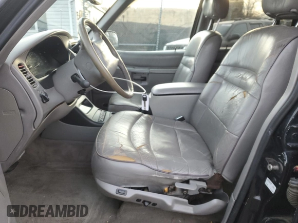 1997 Ford Explorer XL with VIN 1FMDU34E4VZC37151, listed as a Copart auction lot 85847234 with 260,538 mi miles and Salvage title. Bid and sale history available at DreamBid. Image 7.
