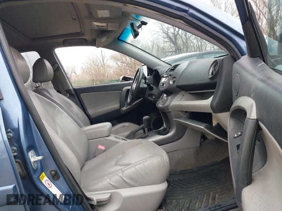 2008 Toyota RAV4 Ltd with VIN JTMBD31V485190036, listed as a IAAI auction lot 41863408 with 205,679 mi miles. Bid and sale history available at carsss.com. Image 5.