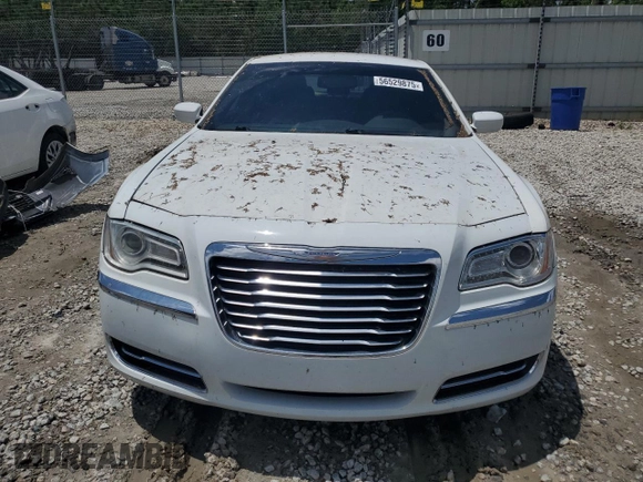 2014 Chrysler 300 z VIN 2C3CCAAG9EH239902, wystawiony jako Copart lot #56529875 z przebiegiem 118 752 mil mil oraz Szkody całkowita. Historia ofert i sprzedaży dostępna na DreamBid. Obrazek 5.