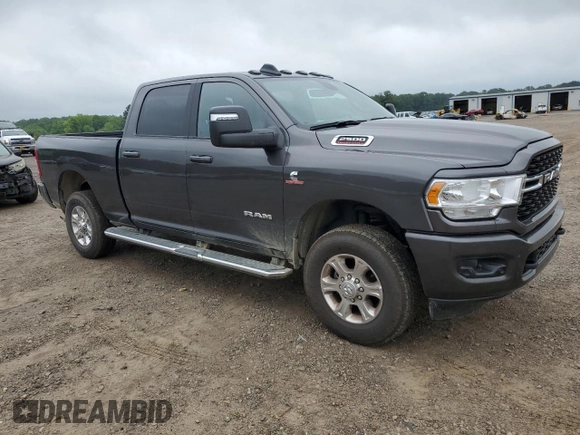 2024 Ram 2500 Big Horn z VIN 3C6UR5DL3RG410929, wystawiony jako Copart lot #55666875 z przebiegiem 8 795 mil mil oraz Szkoda całkowita • Salvage title. Historia ofert i sprzedaży dostępna na DreamBid. Obrazek 4.