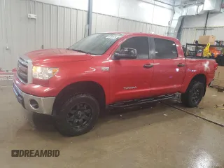 2013 Toyota Tundra 4WD Truck with VIN 5TFDW5F1XDX303426, listed as a Copart auction lot 44197475 with 182,047 mi miles and Clean Title. Bid and sale history available at carsss.com. Image 1.