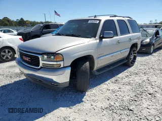 2006 GMC Yukon SLE with VIN 1GKEC13TX6R101757, listed as a Copart auction lot 76542054 with 263,110 mi miles and Salvage Title. Bid and sale history available at carsss.com. Image 1.
