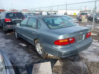 1998 Toyota Avalon XL with VIN 4T1BF18B1WU221509, listed as a IAAI auction lot 41416174 with 260,425 mi miles and . Bid and sale history available at DreamBid. Image 3.