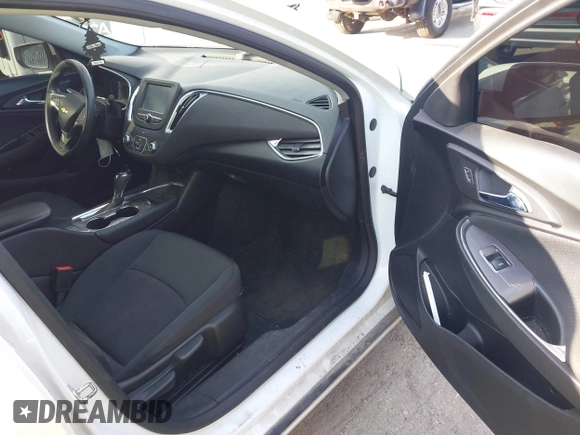 2018 Chevrolet Malibu LT with VIN 1G1ZD5ST8JF250013, listed as a IAAI auction lot 41876893 with 99,013 mi miles. Bid and sale history available at carsss.com. Image 5.