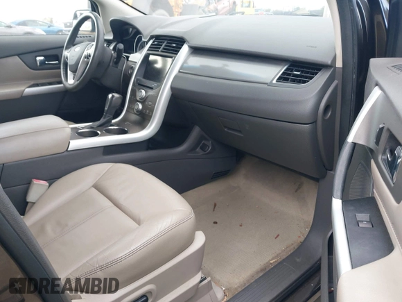 2011 Ford Edge SEL with VIN 2FMDK3JCXBBB30032, listed as a IAAI auction lot 41945853 with 182,916 mi miles. Bid and sale history available at carsss.com. Image 5.