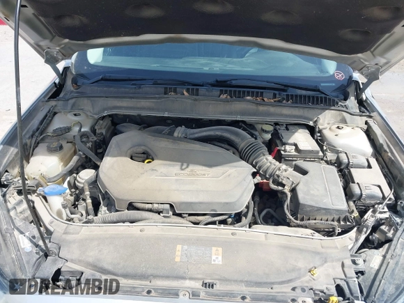 2013 Ford Fusion SE with VIN 3FA6P0HR6DR247396, listed as a IAAI auction lot 41925395 with 111,230 mi miles. Bid and sale history available at carsss.com. Image 10.