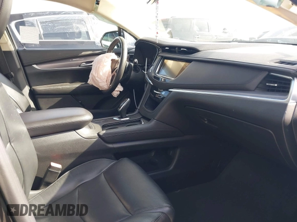 2018 Cadillac XT5 Luxury FWD with VIN 1GYKNCRS4JZ133643, listed as a IAAI auction lot 41916134 with 68,005 mi miles and . Bid and sale history available at carsss.com. Image 5.