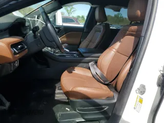 2022 Lincoln Aviator Reserve with VIN 5LM5J7XC2NGL14736, listed as a Copart auction lot 54903515 with 47,598 mi miles and Salvage title. Bid and sale history available at DreamBid. Image 7.