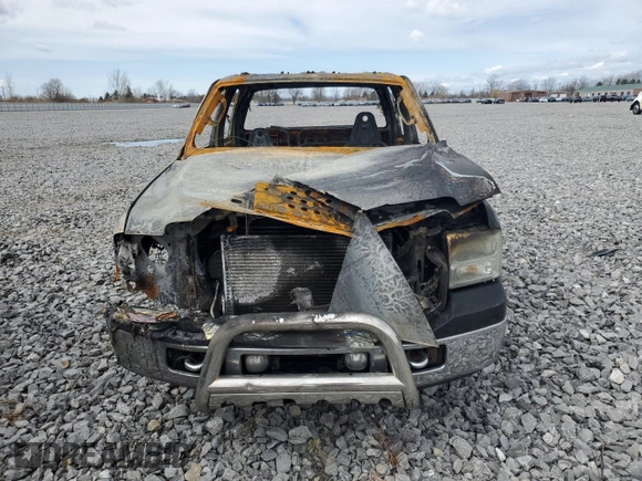 2006 Ford F-350 XL z VIN 1FTWW31P96ED53757, wystawiony jako Copart lot #52584825 z przebiegiem Nie podano mil oraz Szkoda całkowita • Salvage title. Historia ofert i sprzedaży dostępna na DreamBid. Obrazek 5.