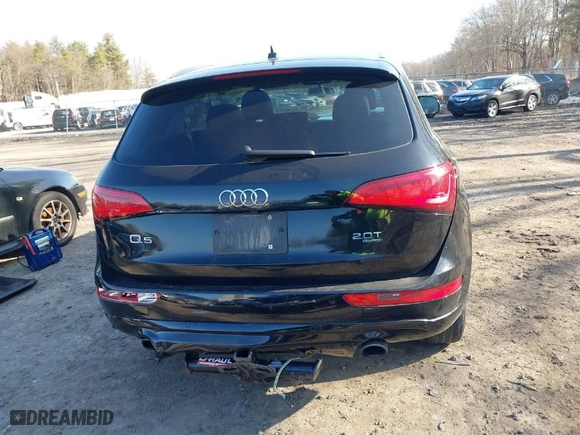 2014 Audi Q5 Premium Plus with VIN WA1LFAFP5EA066089, listed as a IAAI auction lot 41780734 with 135,236 mi miles. Bid and sale history available at carsss.com. Image 16.