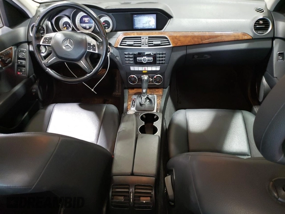 2014 Mercedes-Benz C 250 Sport with VIN WDDGF4HB0EA918431, listed as a Copart auction lot 54676495 with 178,407 mi miles and Clean title. Bid and sale history available at DreamBid. Image 8.