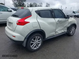 2011 Nissan Juke SL with VIN JN8AF5MR2BT018028, listed as a IAAI auction lot 41795520 with 142,679 mi miles. Bid and sale history available at carsss.com. Image 4.