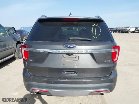 2017 Ford Explorer XLT with VIN 1FM5K8D8XHGC76912, listed as a IAAI auction lot 41728061 with 100,995 mi miles. Bid and sale history available at carsss.com. Image 16.